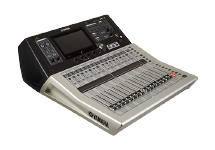 Yamaha – Mesa de Som – TF1